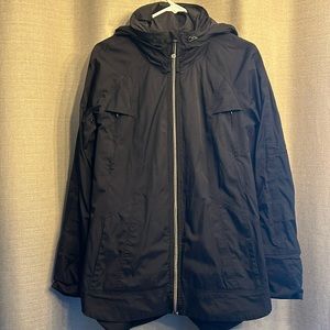 Lululemon “Fo Drizzle” rain jacket